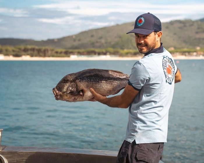 Fishing tourism: a day at sea